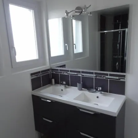 Des Terre-neuvas Holiday home *